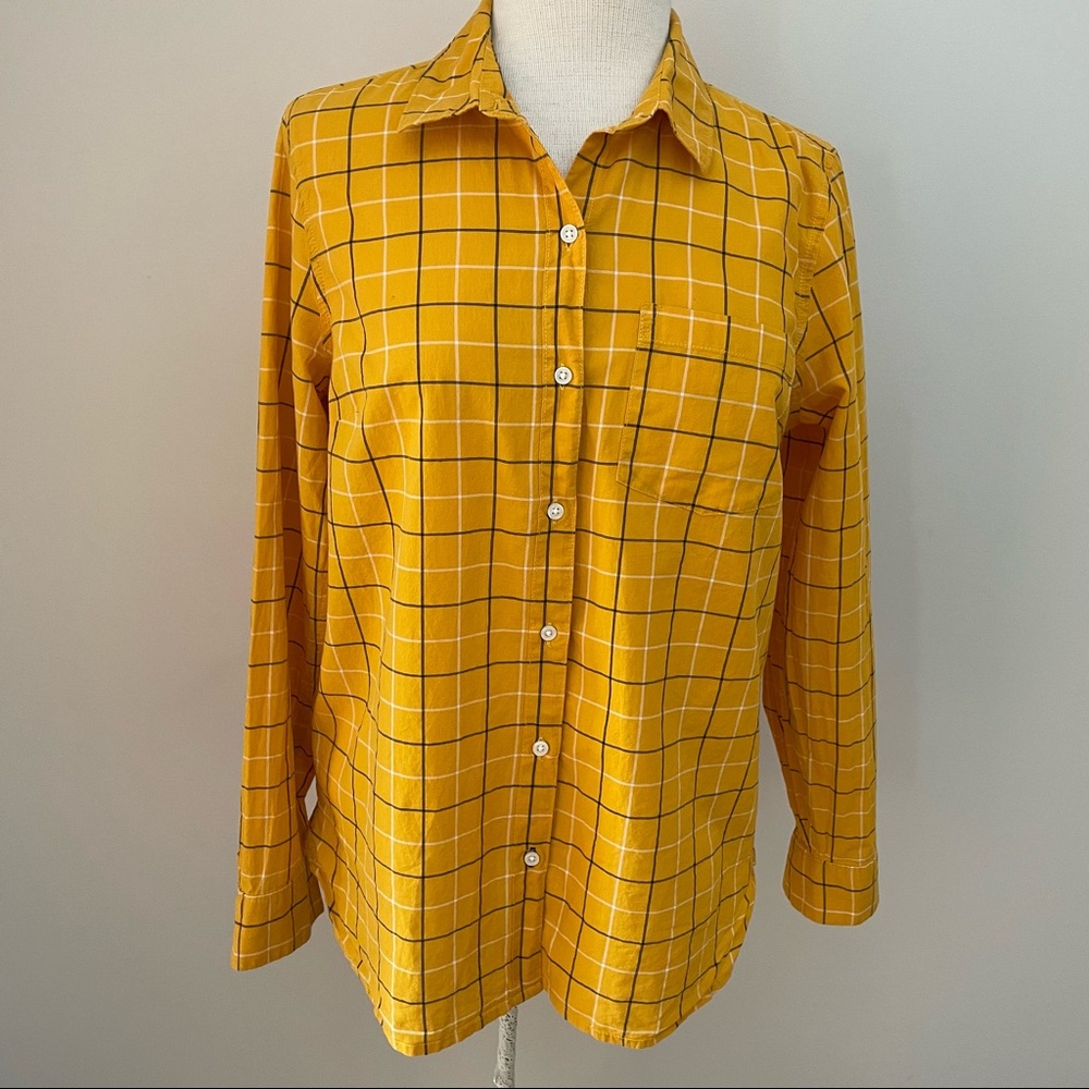 5/$25 Old Navy Button Down Shirt Yellow/Gold Plaid Size M
